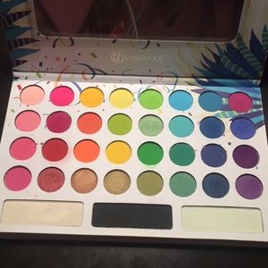 Take Me Back To Brazil Bh Cosmetics palette